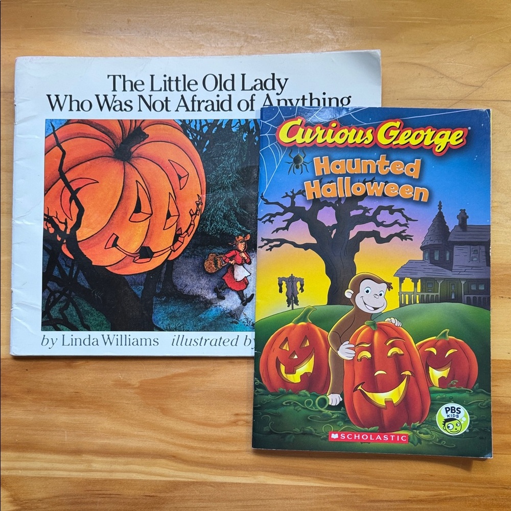 📚2/$6  2-Book Bundle Halloween